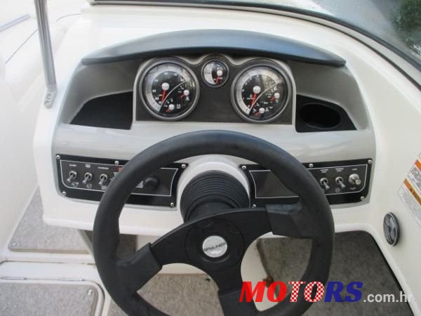 2015' Bayliner 185 FLYTE photo #5