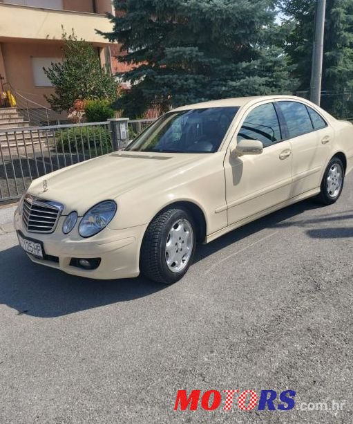 2009' Mercedes-Benz E-Klasa 200 Cdi photo #1