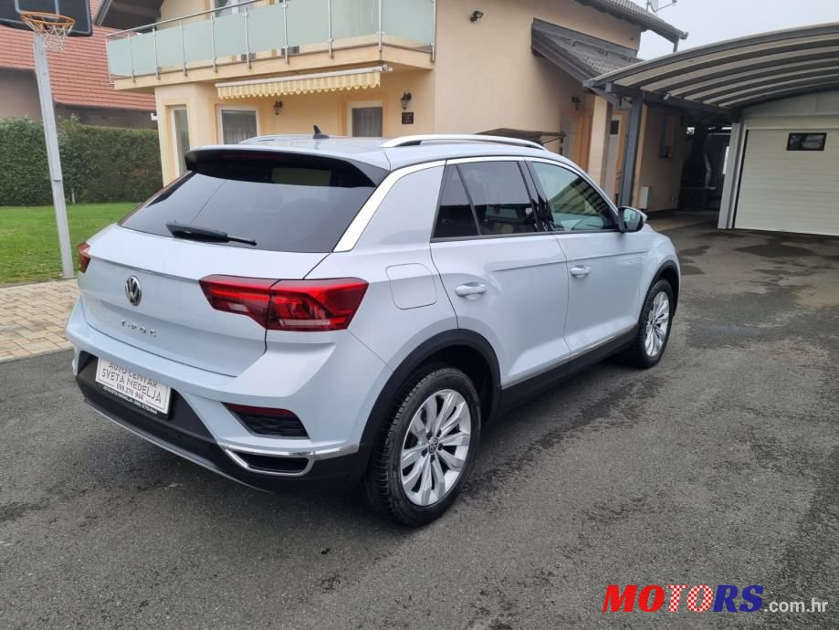 2019' Volkswagen T-Roc photo #5
