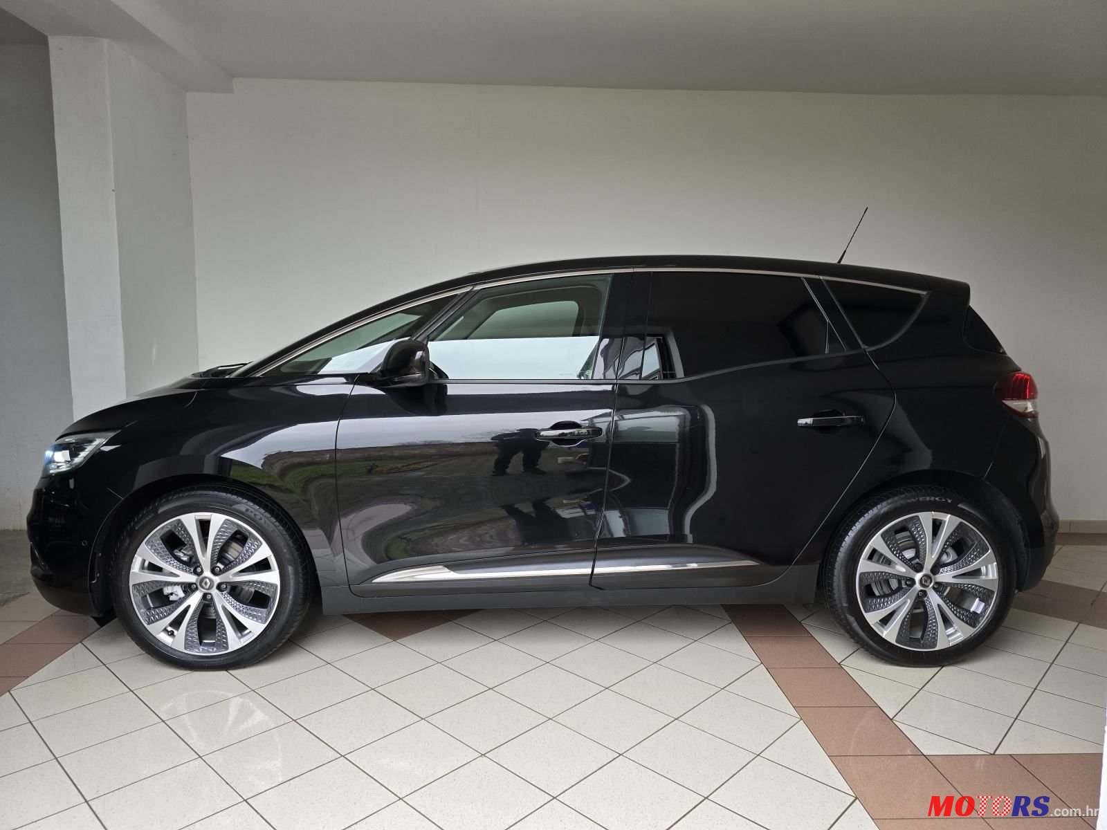 2017' Renault Scenic Dci 110 photo #2