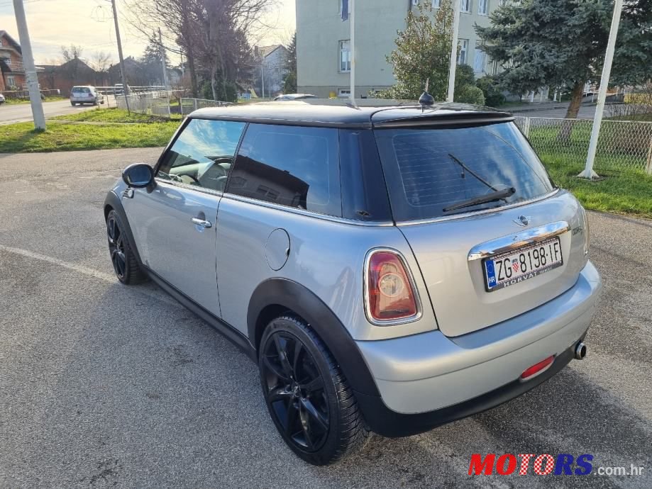2008' MINI Cooper photo #4