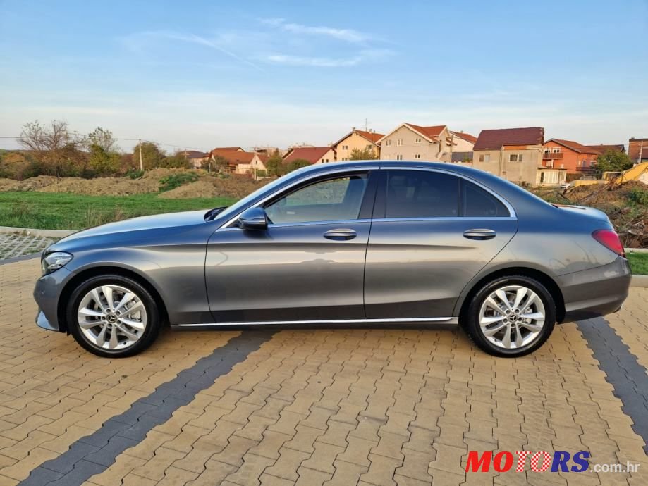 2019' Mercedes-Benz C-Klasa 180 D Sport photo #5