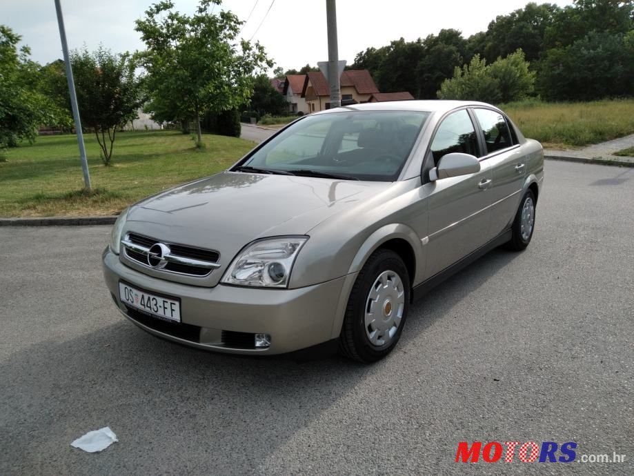 2004' Opel Vectra 2,0 photo #1