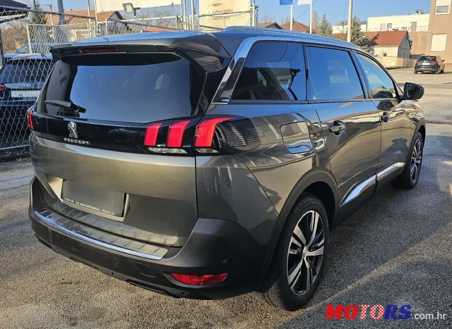 2017' Peugeot 5008 1,6 Bluehdi photo #3