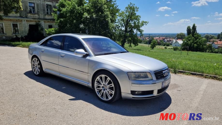 2003' Audi A8 4,2 V8 photo #2