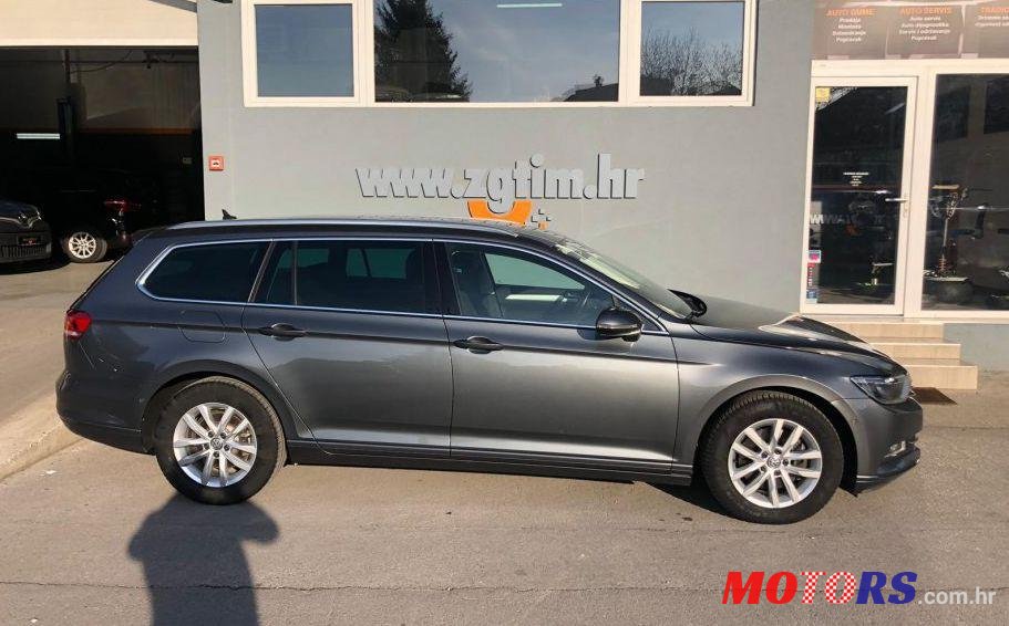 2016' Volkswagen Passat Variant 1,6 Tdi Bmt Dsg photo #1