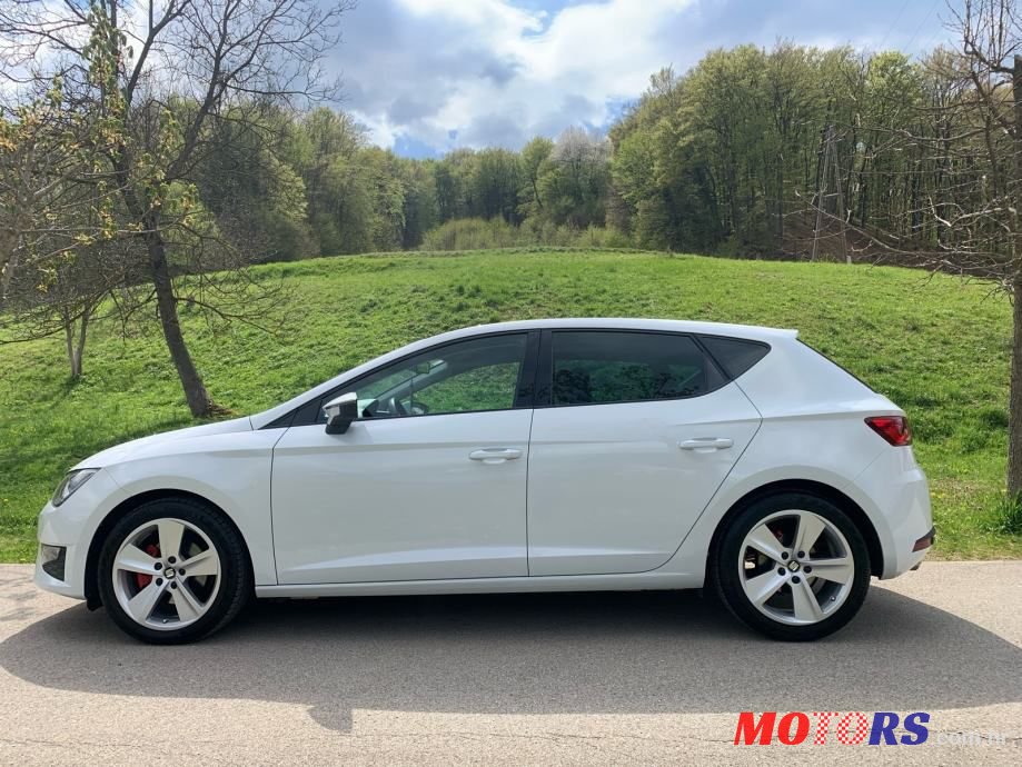 2015' SEAT Leon photo #5