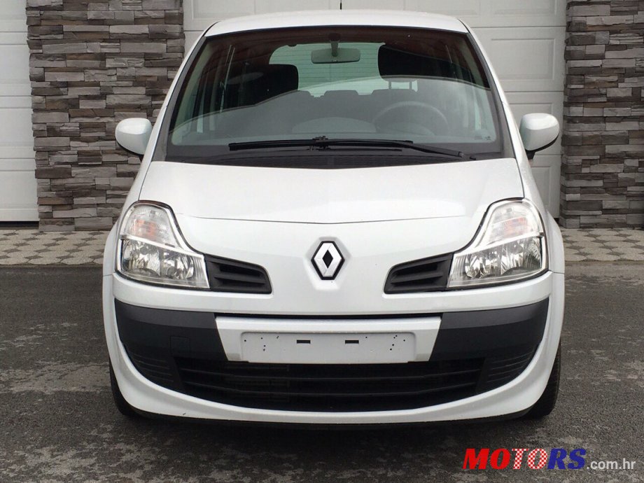 2010' Renault Modus photo #1