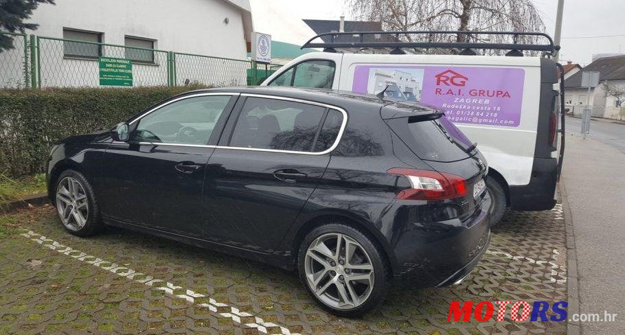 2015' Peugeot 308 2,0 photo #1