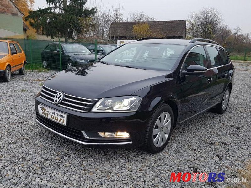 2011' Volkswagen Passat Variant 2,0 Tdi photo #2