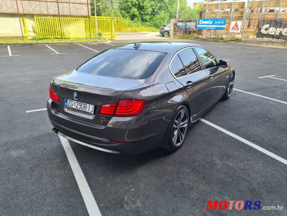 2010' BMW Serija 5 525D photo #2