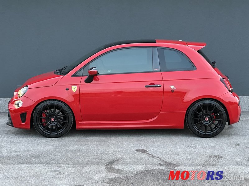 2021' Fiat 500 Abarth photo #4
