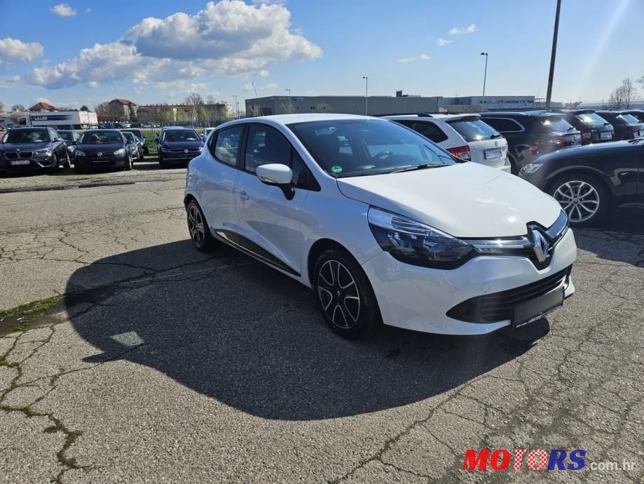 2015' Renault Clio Dci 90 photo #2