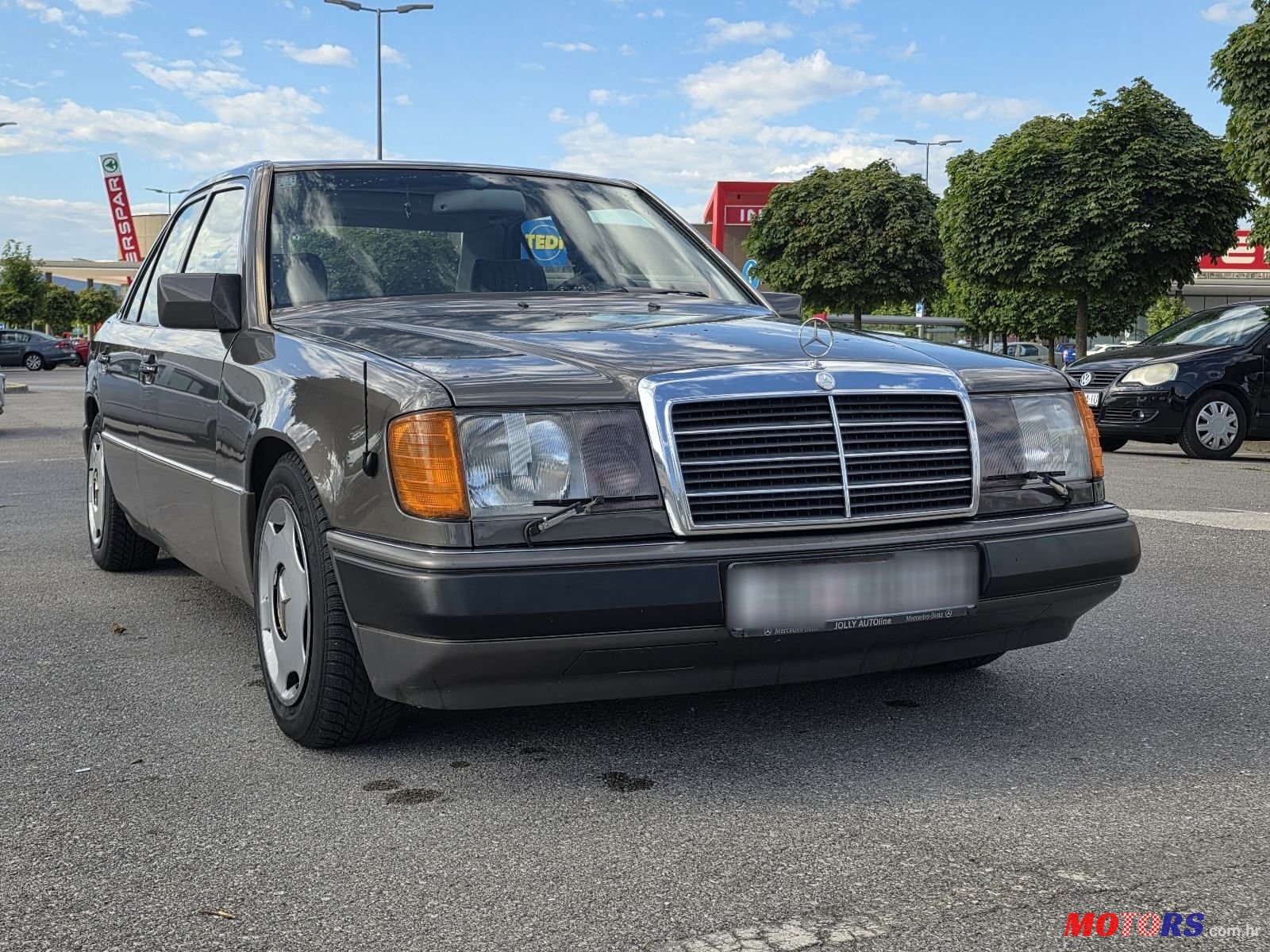 1989' Mercedes-Benz 124 200D photo #1