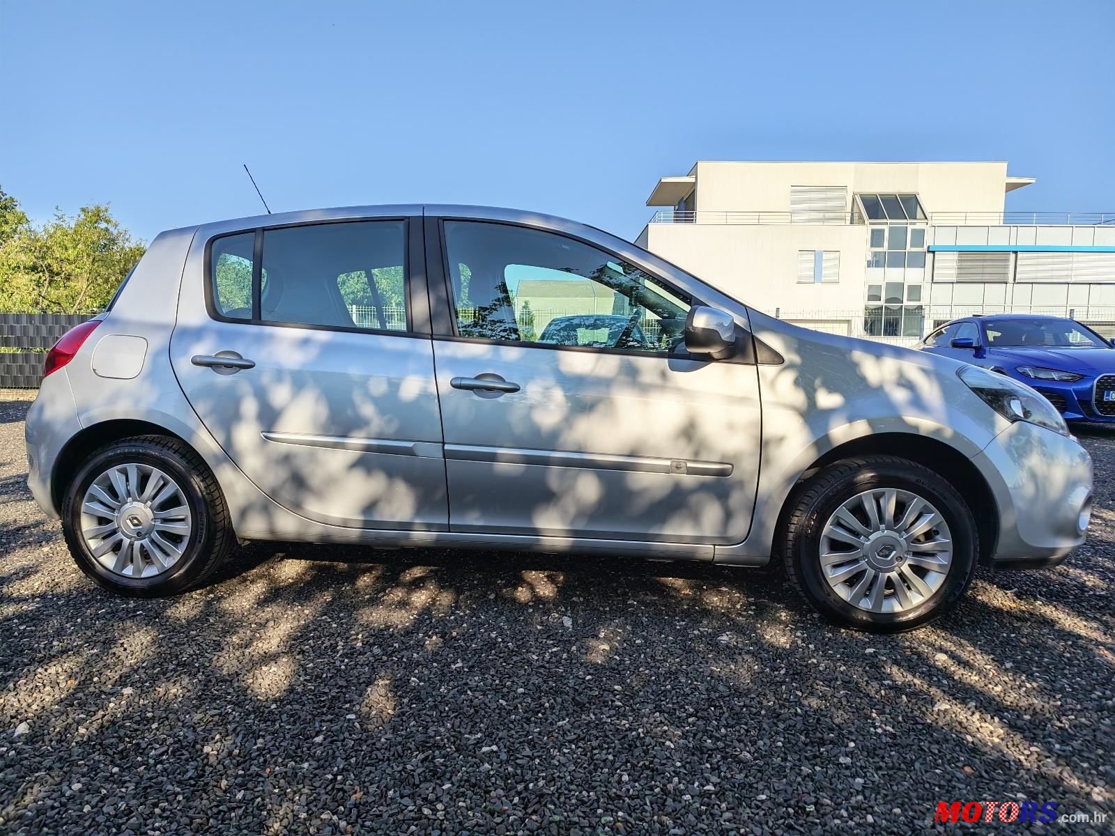 2011' Renault Clio 1,2 16V photo #4