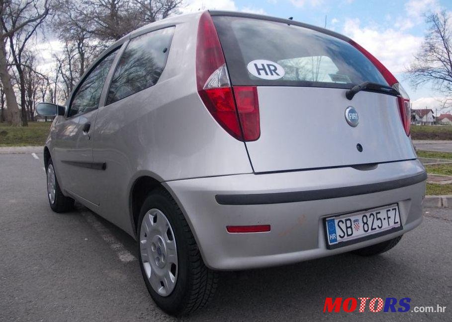 2005' Fiat Punto 1,2 photo #1