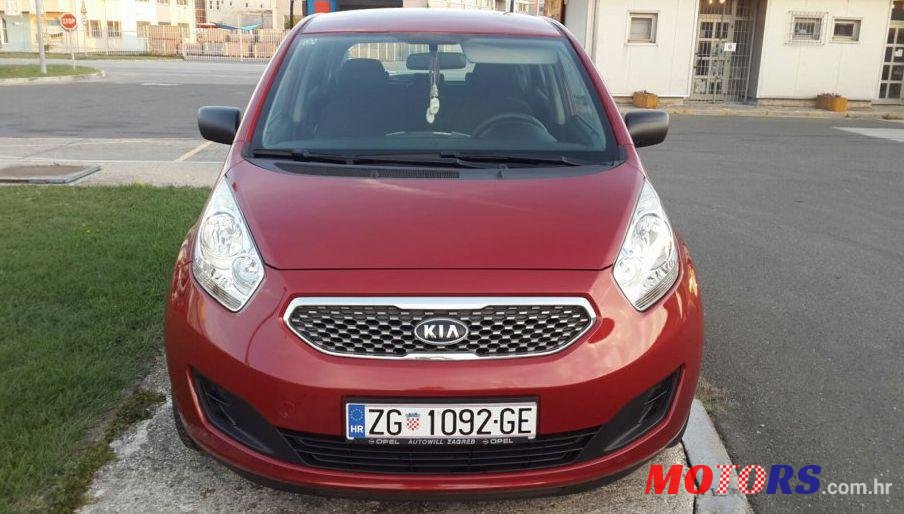 2011' Kia Venga photo #2