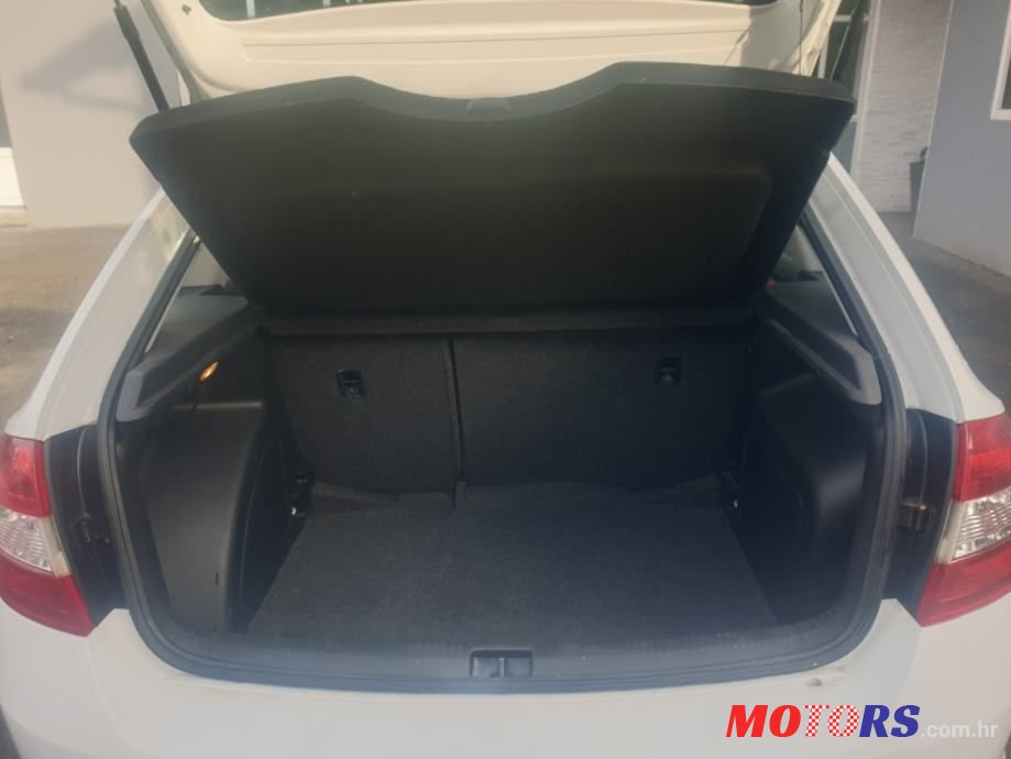 2013' Skoda Rapid 1,2 Tsi photo #5