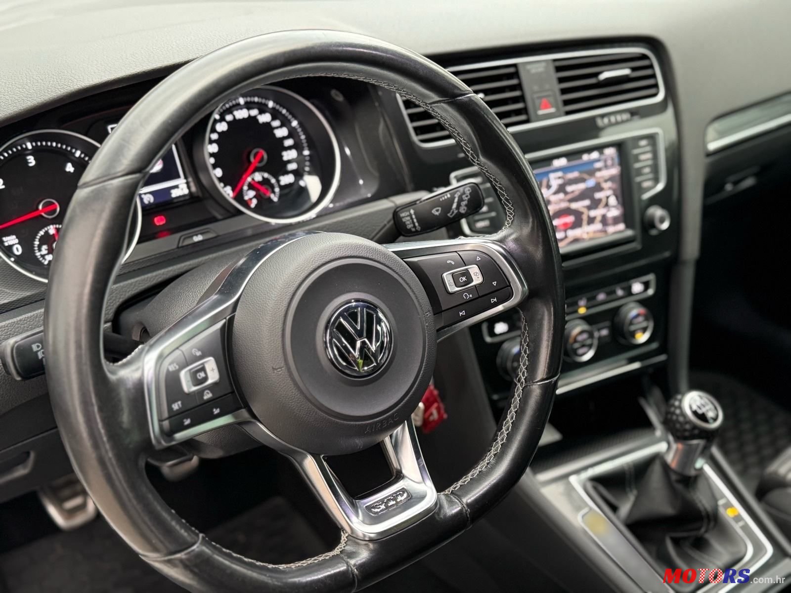 2015' Volkswagen Golf VII 2.0 Tdi Gtd photo #4