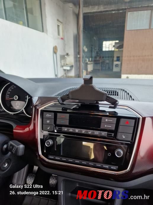 2019' Volkswagen Up! Gti photo #3