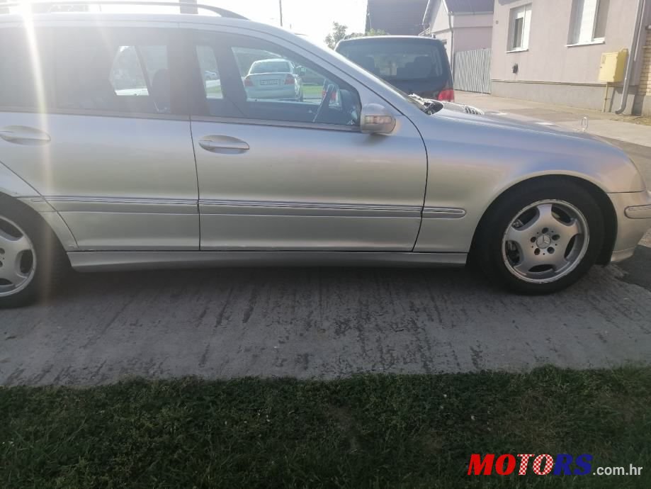 2002' Audi A4 270 Cdi photo #5