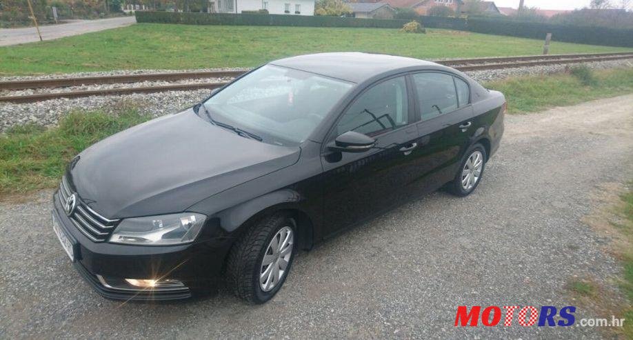 2011' Volkswagen Passat 1,6 Tdi photo #1