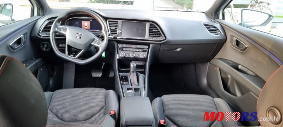 2019' SEAT Leon 2,0 Tdi photo #4