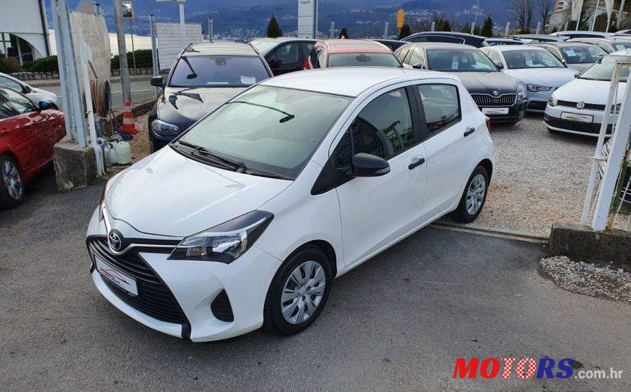 2017' Toyota Yaris 1,0 Vvt-I photo #1