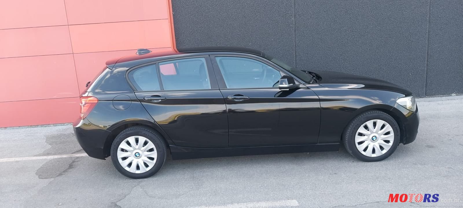 2013' BMW Serija 1 116D photo #5