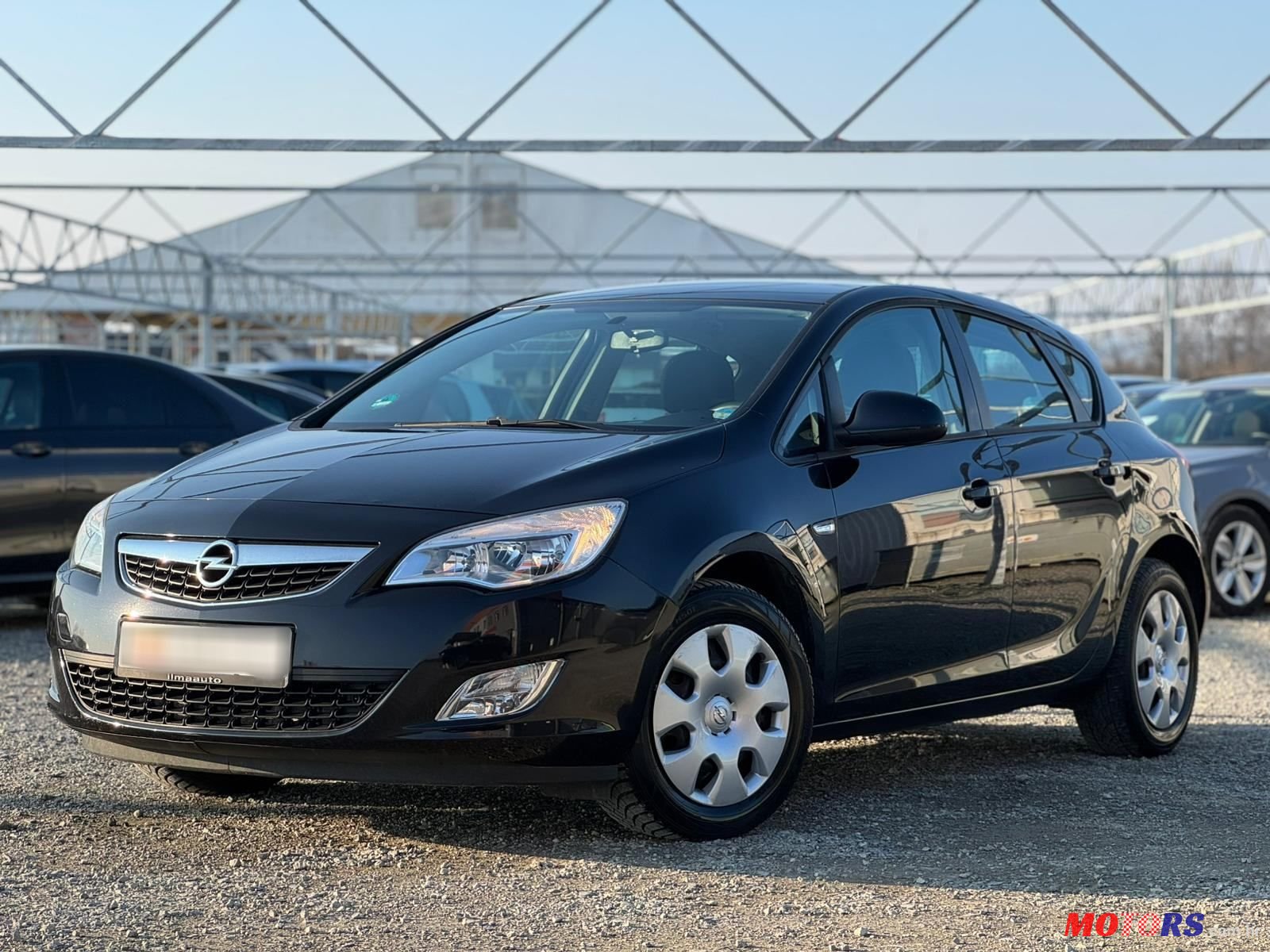 2010' Opel Astra Astra J 1.4 16V photo #5