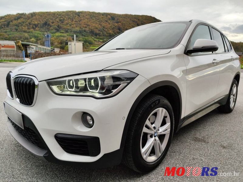 2017' BMW X1 18D photo #2