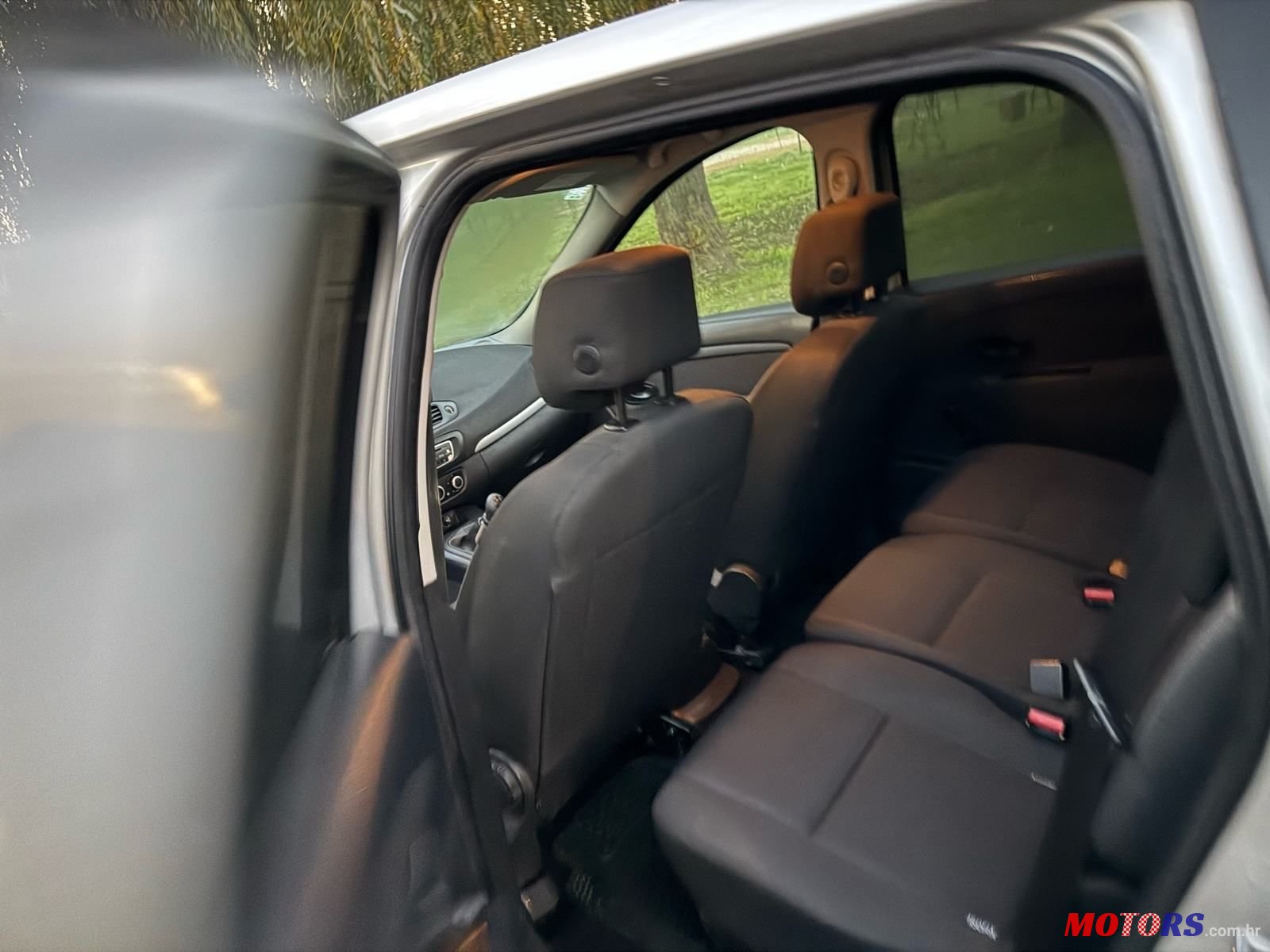 2011' Renault Scenic 1,5 Dci photo #3