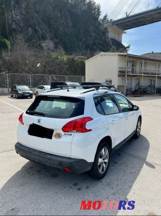 2014' Peugeot 2008 1,6 E-Hdi photo #2