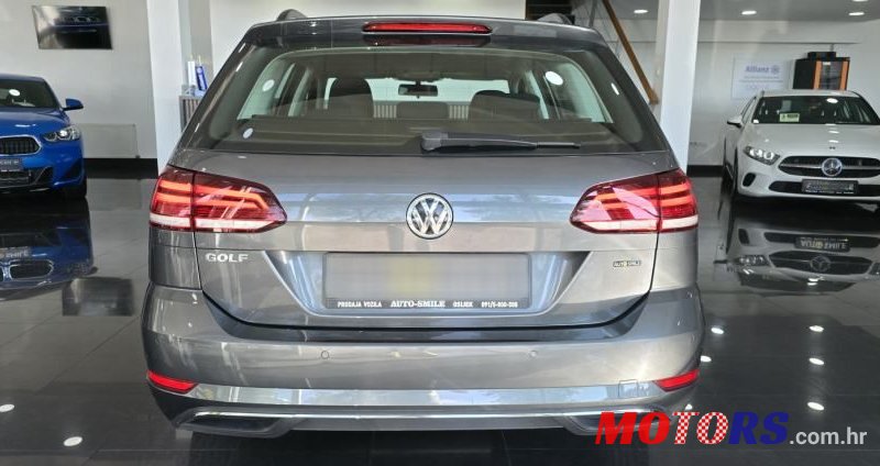 2019' Volkswagen Golf VII Variant photo #5