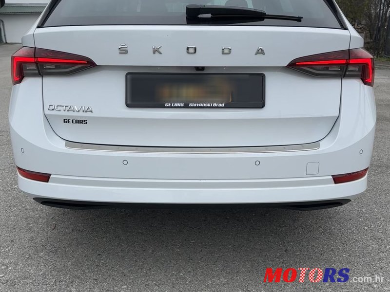 2020' Skoda Octavia Combi photo #4