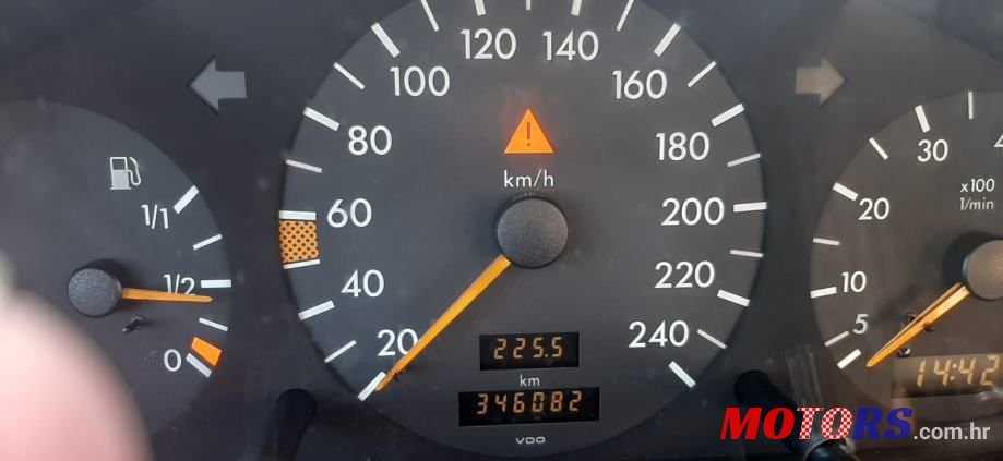 1994' Mercedes-Benz C-Klasa 200 Classic photo #4