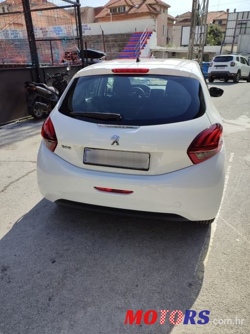 2019' Peugeot 208 1,5 photo #3