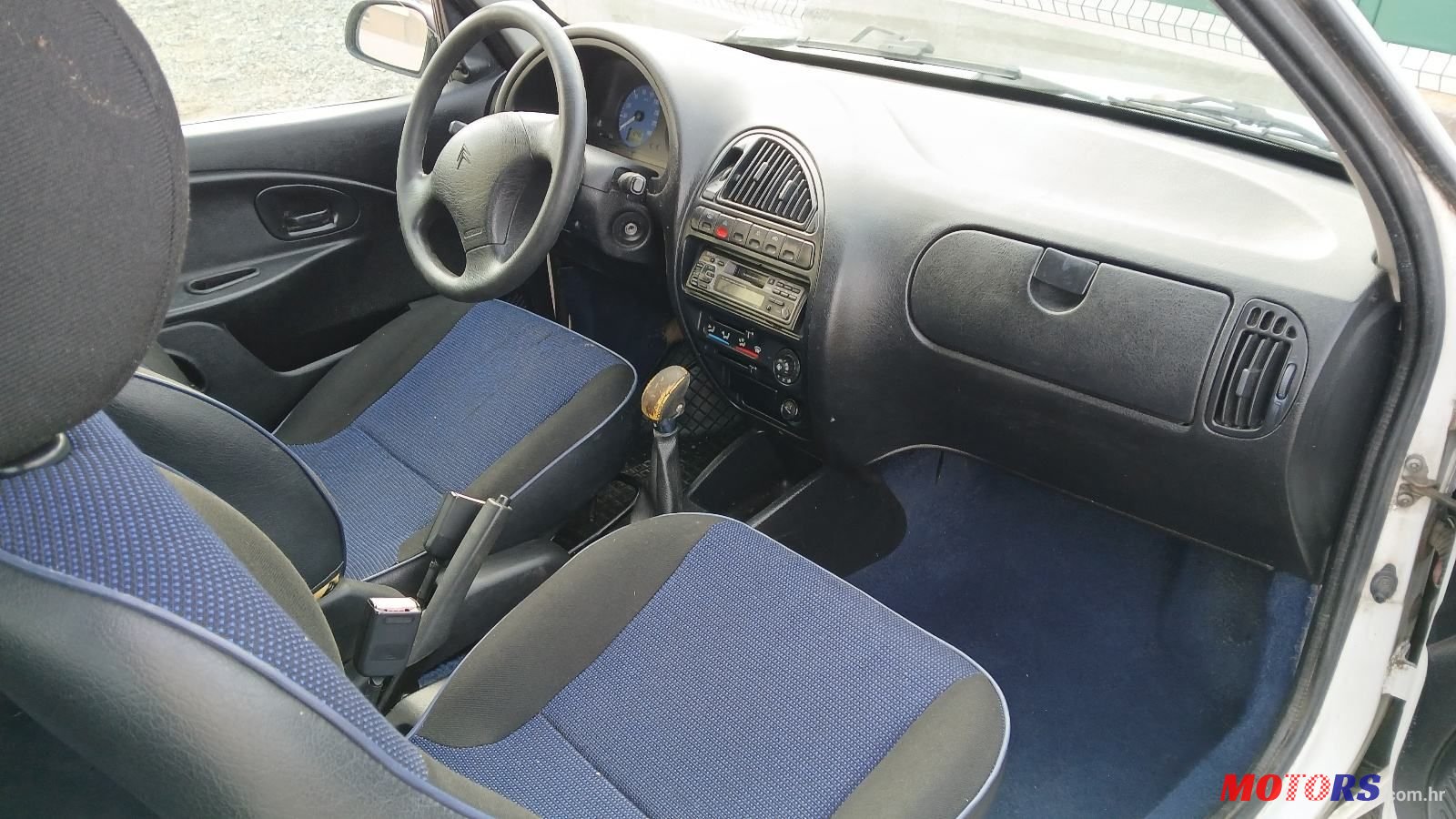 2001' Citroen Saxo 1,1 I Sx photo #3