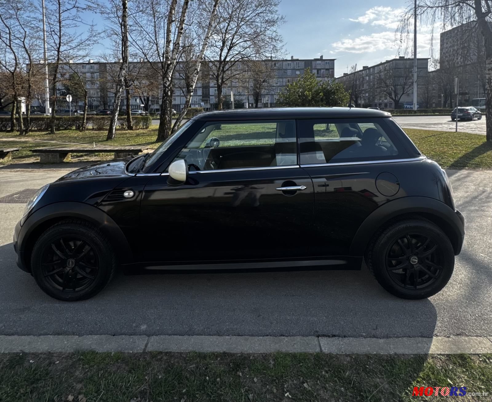 2013' MINI One 1.6 photo #4