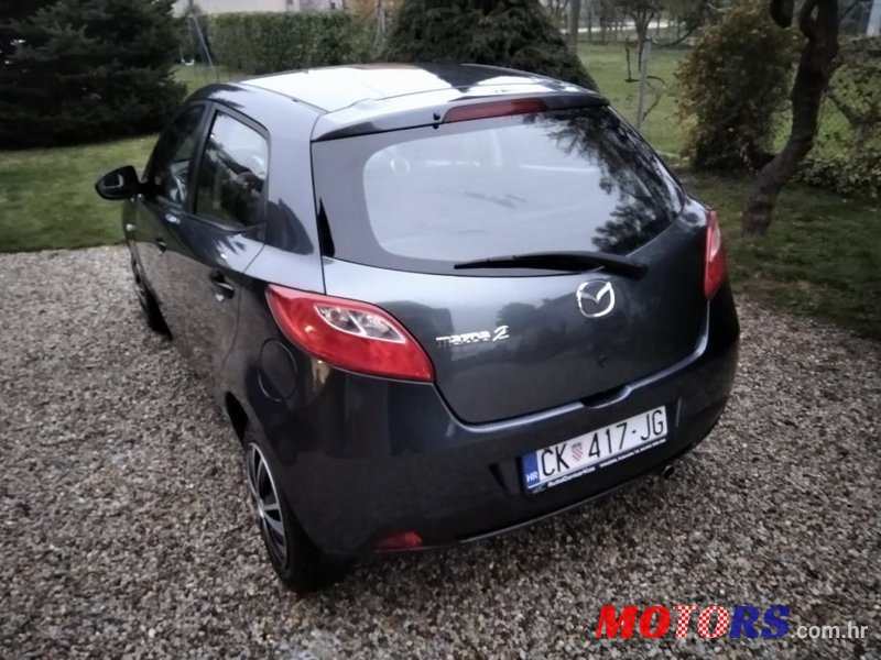 2008' Mazda 2 1,3 I Ce photo #1