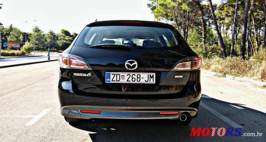 2012' Mazda 6 Sport Combi photo #2