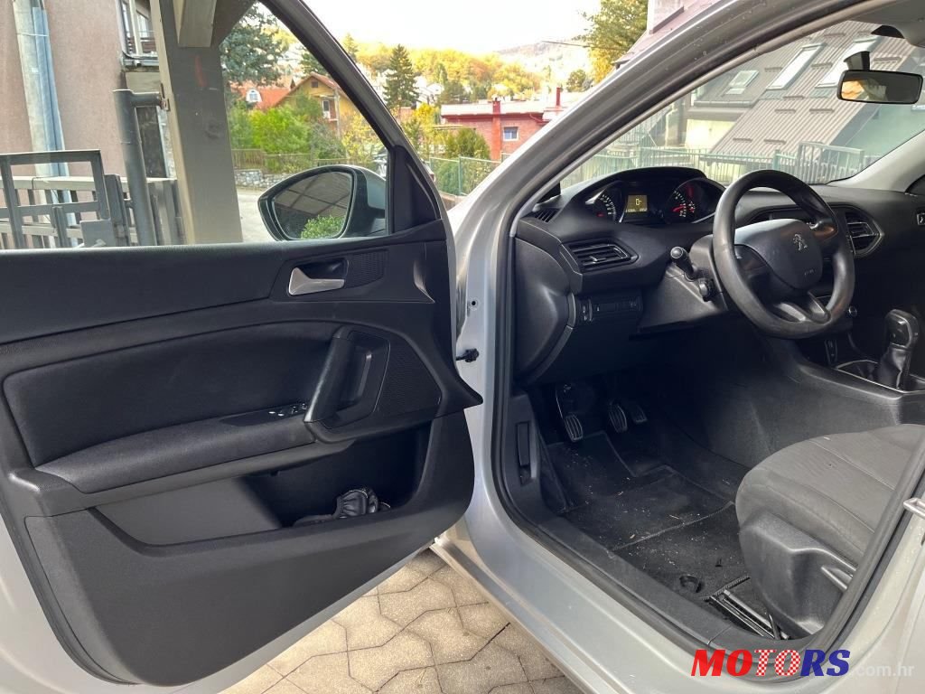 2015' Peugeot 308 1,6 Hdi photo #5