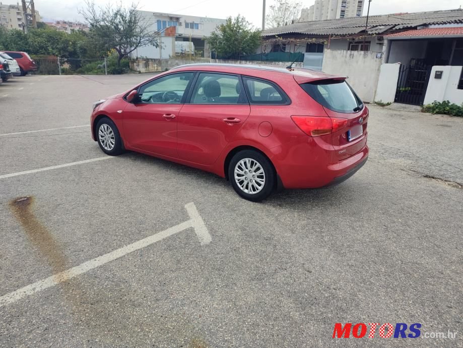 2018' Kia Ceed Sportswagon photo #2