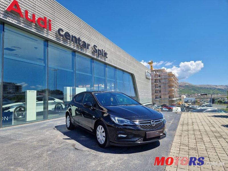 2017' Opel Astra 1.6 Cdti photo #1