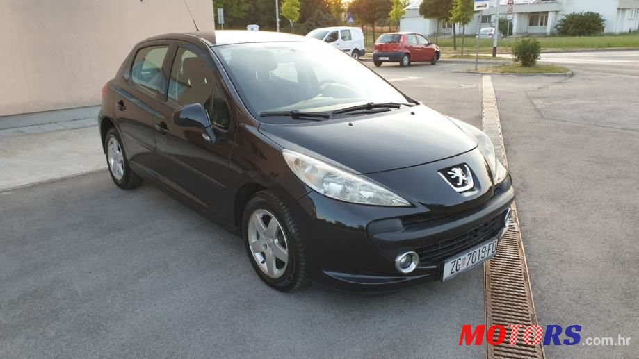 2006' Peugeot 207 photo #1