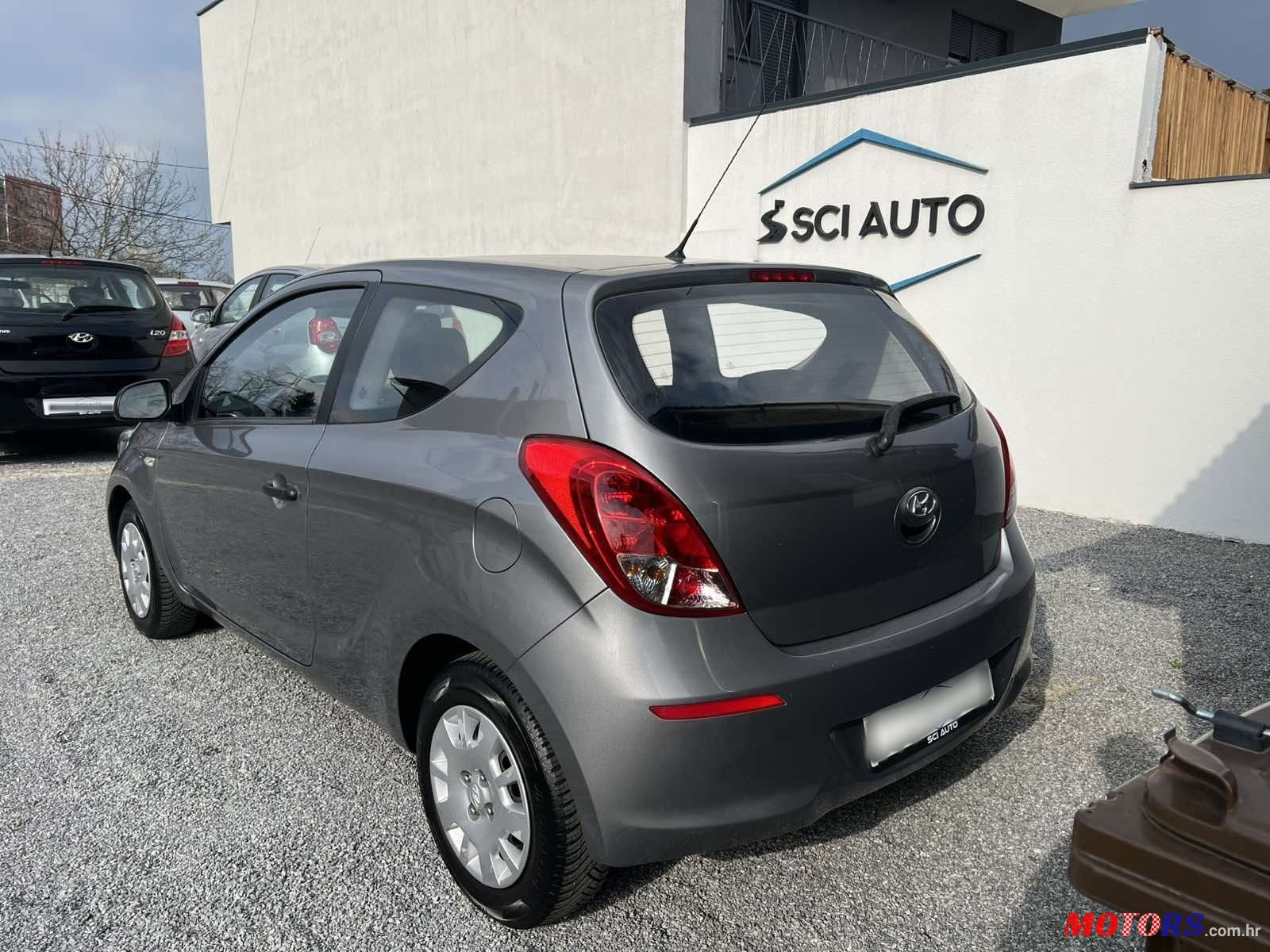 2014' Hyundai i20 1,2 photo #6