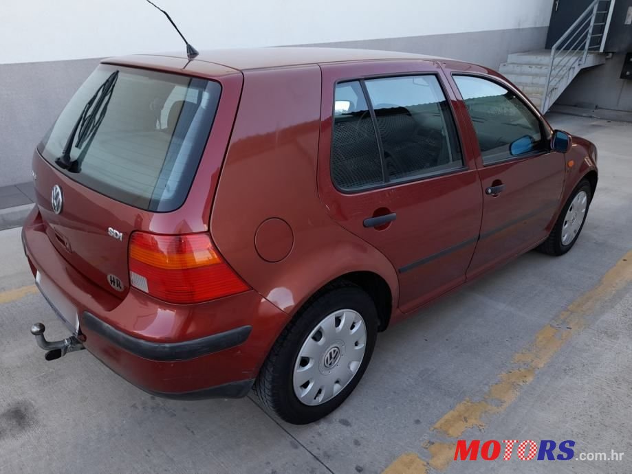 1999' Volkswagen Golf IV 1,9 Sdi photo #4