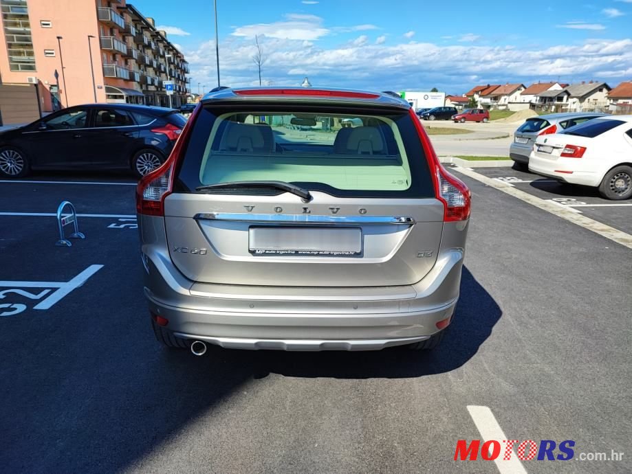 2015' Volvo XC60 Fwd D3 photo #2
