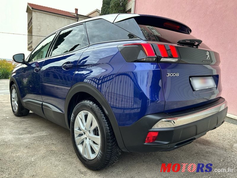 2019' Peugeot 3008 1,5 Bluehdi photo #4