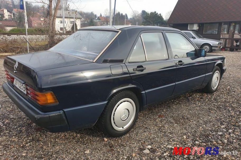 1992' Mercedes-Benz 190 D 2,5 photo #1